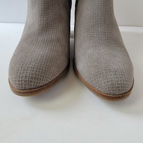 Lucky Brand Ponic Gray Suede Leather Boho Round Toe Ankle Booties, Size 10M - Picture 3 of 14